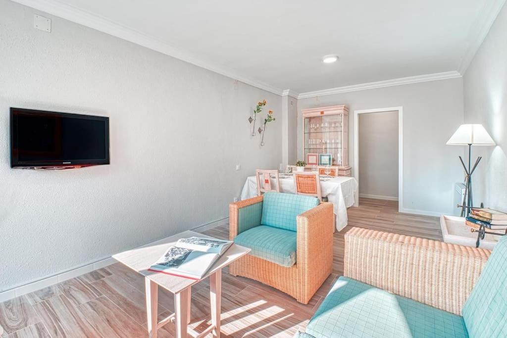Apartamento New Folch Sevilla B Εξωτερικό φωτογραφία